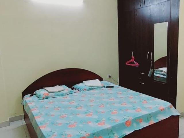 Resale | 3.5 BHK + Servant Room 1250 Sq.Ft. Apartment in Paras Tierea