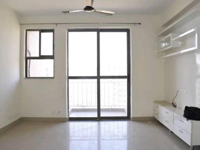 Resale | 3.5 BHK + Servant Room 1545 Sq.Ft. Apartment in Unitech The Residences Gurgaon