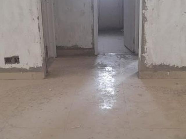 Resale | 3.5 BHK + Servant Room 1640 Sq.Ft. Apartment in Jaypee Kensington Park Apartments