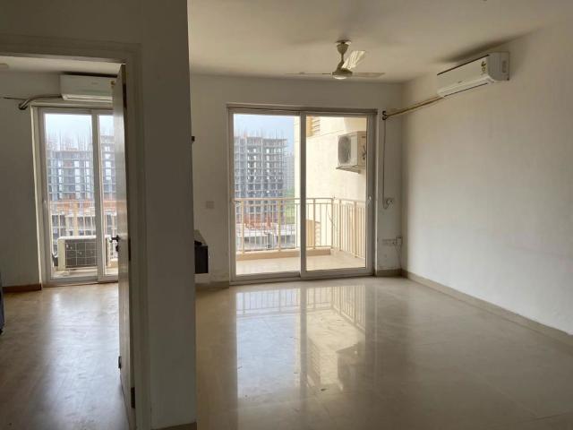 Resale | 3.5 BHK + Servant Room 1650 Sq.Ft. Apartment in Emaar Gurgaon Greens