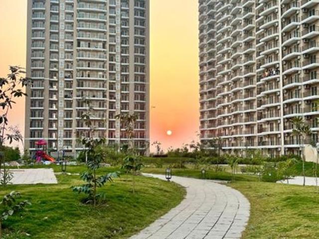 Resale | 3.5 BHK + Servant Room 1675 Sq.Ft. Apartment in ATS Homekraft Pious Orchards