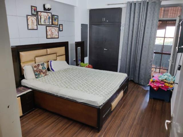 Resale | 3.5 BHK + Servant Room 1690 Sq.Ft. Apartment in Assotech The Nest