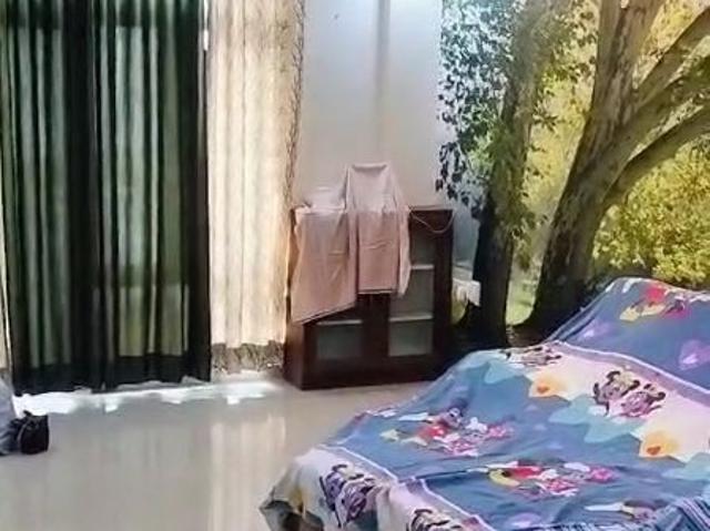 Resale | 3.5 BHK + Servant Room 1775 Sq.Ft. Apartment in Omaxe R2