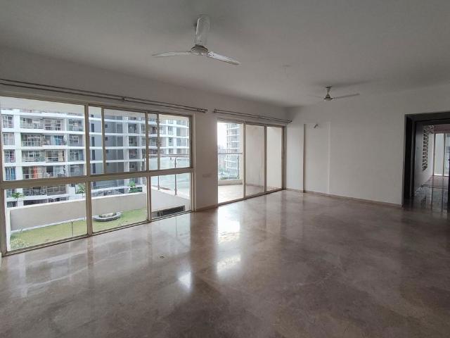Resale | 3.5 BHK + Servant Room 1700 Sq.Ft. Apartment in Goel Ganga Liviano