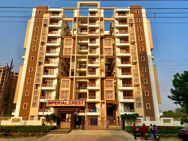 Resale | 3.5 BHK + Servant Room 1840 Sq.Ft. Apartment in Gandharva Imperial Crest