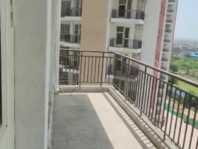 Resale | 3.5 BHK + Servant Room 1815 Sq.Ft. Apartment in Imperia Esfera