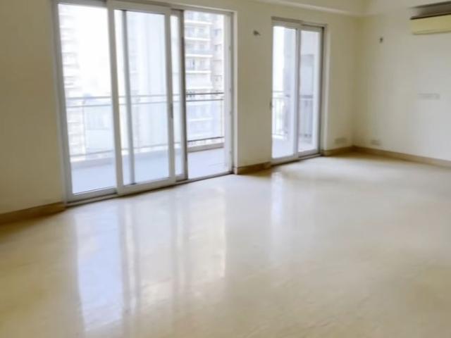 Resale | 3.5 BHK + Servant Room 1948 Sq.Ft. Apartment in Conscient Heritage Max