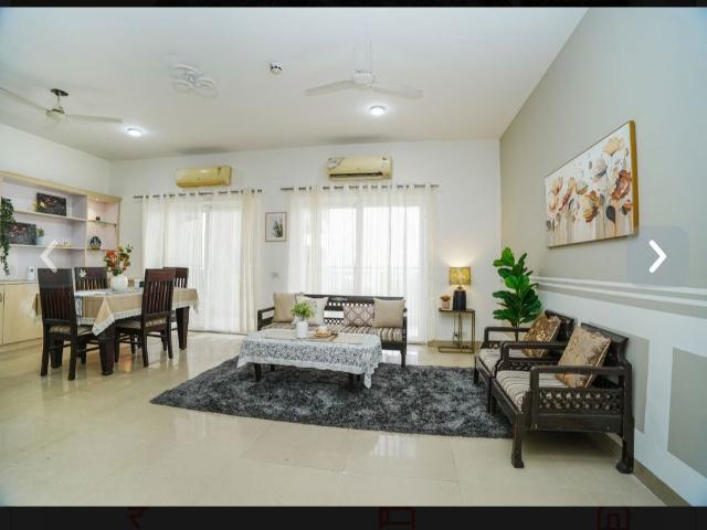 Resale | 3.5 BHK + Servant Room 1975 Sq.Ft. Apartment in Spaze Privy
