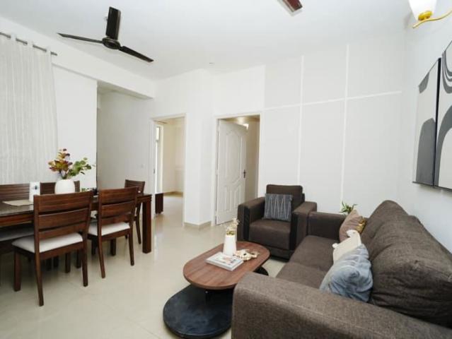 Resale | 3.5 BHK + Servant Room 1992 Sq.Ft. Apartment in Conscient Heritage Max