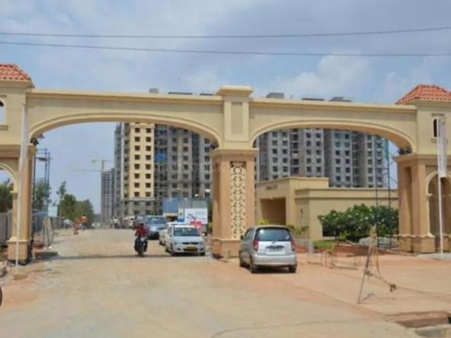 Resale | 3.5 BHK + Servant Room 1900 Sq.Ft. Apartment in Sobha City Casa Serenita