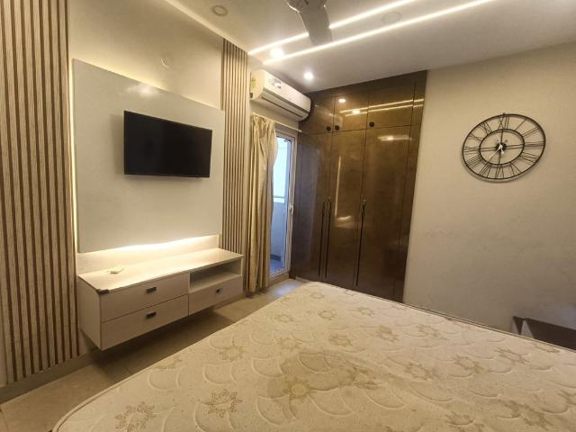 Resale | 3.5 BHK + Servant Room 2070 Sq.Ft. Apartment in ABA Cleo County