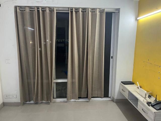 Resale | 3.5 BHK + Servant Room 2000 Sq.Ft. Apartment in Satya The Hermitage