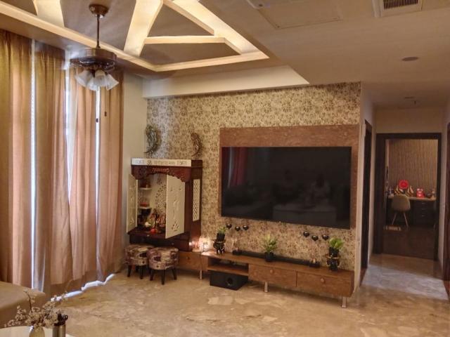 Resale | 3.5 BHK + Servant Room 2002 Sq.Ft. Apartment in Godrej Meridien