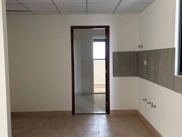 Resale | 3.5 BHK + Servant Room 2005 Sq.Ft. Apartment in Puravankara Purva Atmosphere