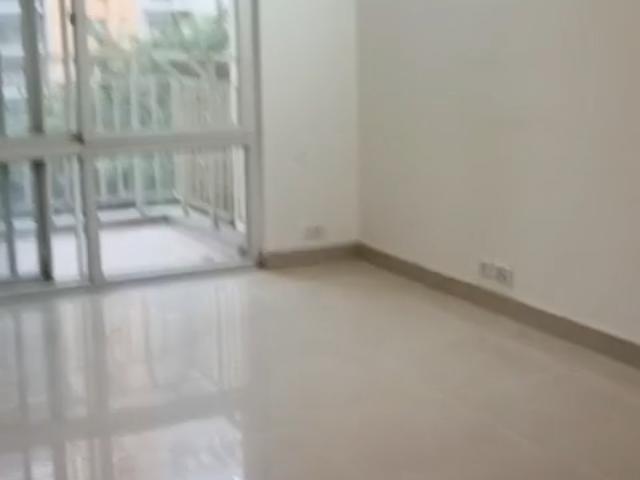 Resale | 3.5 BHK + Servant Room 2032 Sq.Ft. Apartment in BPTP Park Grandeura