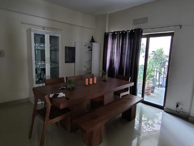 Resale | 3.5 BHK + Servant Room 2035 Sq.Ft. Apartment in Ardee City Palm Grove Heights