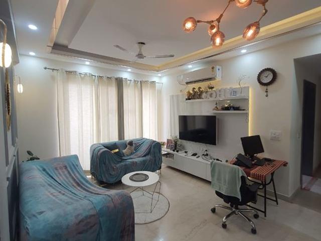 Resale | 3.5 BHK + Servant Room 2129 Sq.Ft. Apartment in Godrej Air Sector 85