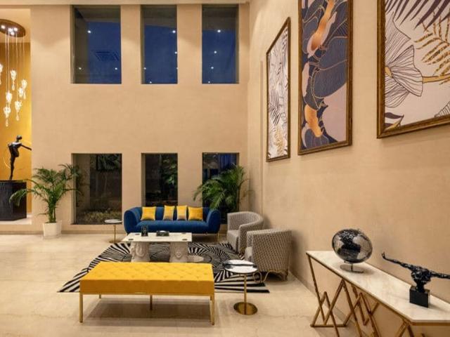 Resale | 3.5 BHK + Servant Room 2293 Sq.Ft. Apartment in BPTP Terra