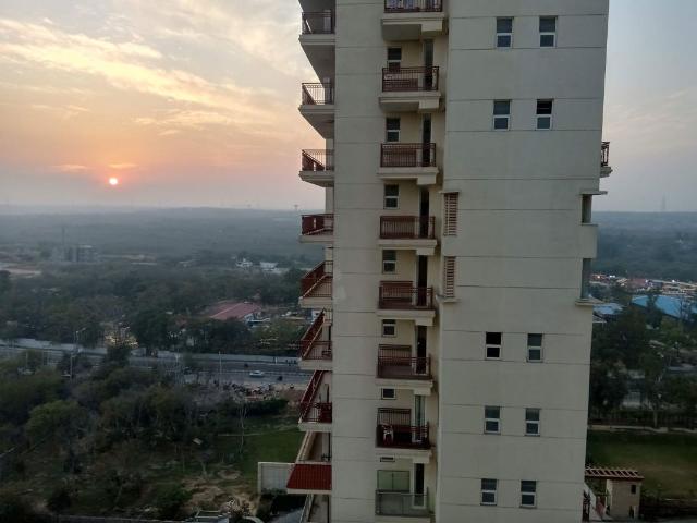 Resale | 3.5 BHK + Servant Room 2390 Sq.Ft. Apartment in Krrish Shalimar Ibiza Town