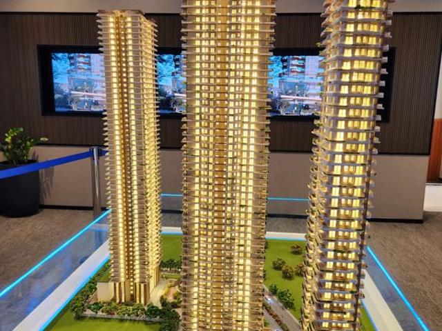 Resale | 3.5 BHK + Servant Room 2392 Sq.Ft. Apartment in Ganga Anantam