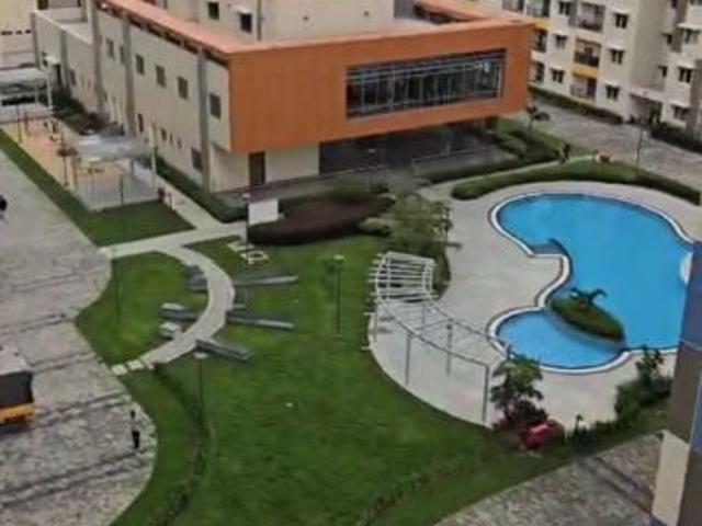 Resale | 3.5 BHK + Servant Room 2315 Sq.Ft. Apartment in Adarsh Lakefront Phase 2