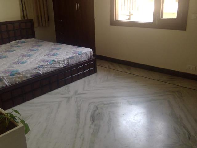 Resale | 3.5 BHK + Servant Room 2325 Sq.Ft. Apartment in Kashish Manor One