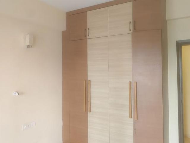 Resale | 3.5 BHK + Servant Room 2400 Sq.Ft. Apartment in The Citizen Apartments