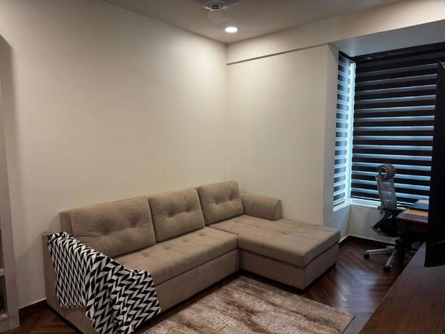 Resale | 3.5 BHK + Servant Room 2548 Sq.Ft. Apartment in Ambience Tivertone