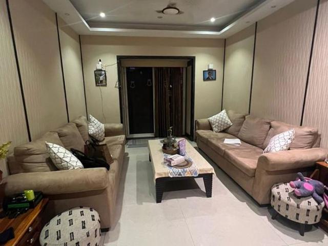 Resale | 3.5 BHK + Servant Room 2800 Sq.Ft. Apartment in Supreme Pallacio