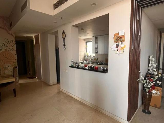 Resale | 3.5 BHK + Servant Room 3000 Sq.Ft. Apartment in Ireo The Grand Arch
