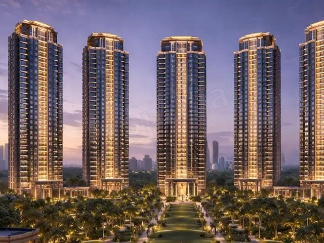 Resale | 3.5 BHK + Servant Room 3723 Sq.Ft. Apartment in Godrej Samaris