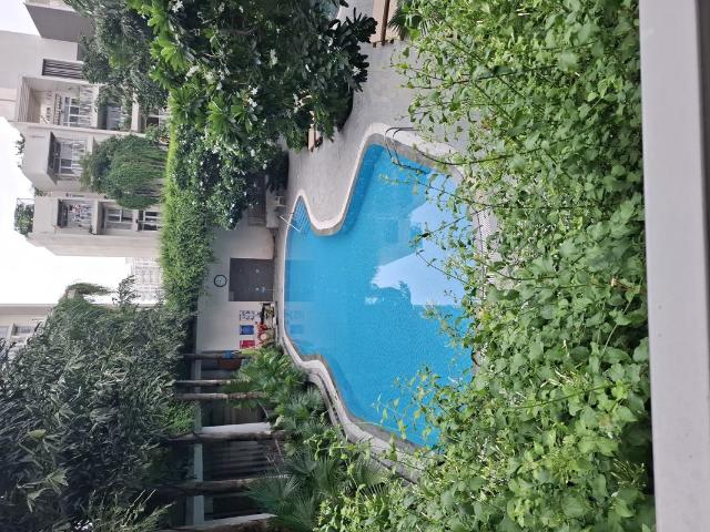 Resale | 3.5 BHK + Servant Room 3990 Sq.Ft. Apartment in Ireo Victory Valley