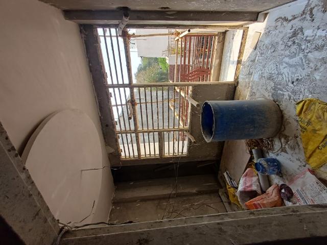 Resale | 3.5 BHK + Servant Room 50 Sq.Yd. Independent House in Palla