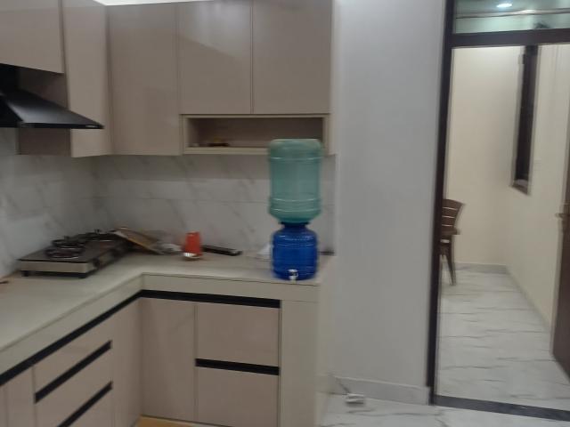 Resale | 3.5 BHK + Servant Room 50 Sq.Yd. Independent House in Palla