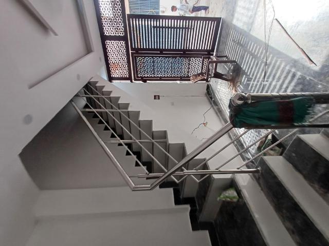 Resale | 3.5 BHK + Servant Room 50 Sq.Yd. Independent House in Palla