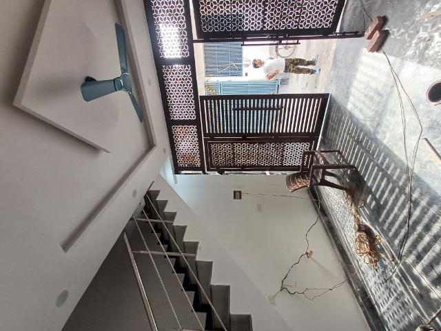 Resale | 3.5 BHK + Servant Room 50 Sq.Yd. Independent House in Palla