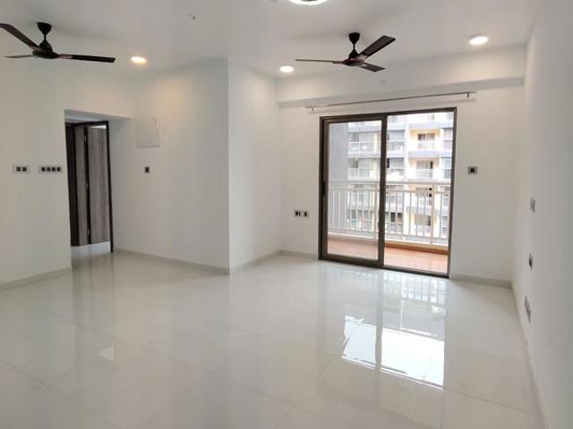 Resale | 3.5 BHK + Servant Room,Study Room 1650 Sq.Ft. Apartment in Bramhacorp The Collection