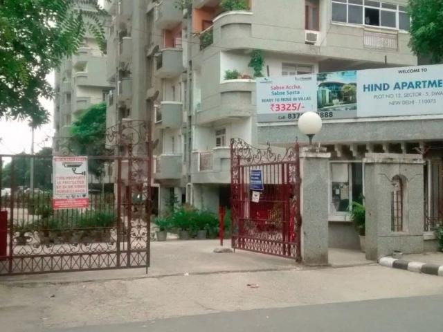 Resale | 3.5 BHK + Servant Room,Study Room 1800 Sq.Ft. Apartment in Sector 5 Dwarka