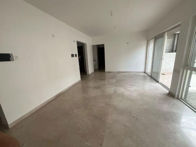 Resale | 3.5 BHK + Servant Room,Study Room 2300 Sq.Ft. Apartment in Goel Ganga Liviano