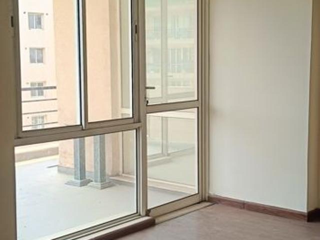 Resale | 3.5 BHK + Servant Room,Study Room 2714 Sq.Ft. Apartment in Unitech Harmony