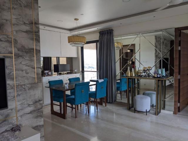 Resale | 3.5 BHK + Servant Room,Study Room,Store Room 1920 Sq.Ft. Apartment in Supreme Belmac Residences D