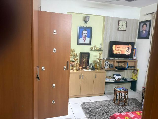 Resale | 3.5 BHK + Servant Room,Store Room 2070 Sq.Ft. Apartment in SNN Raj Serenity