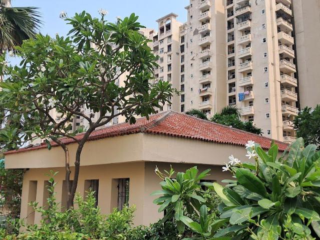 Resale | 3.5 BHK + Study Room 1455 Sq.Ft. Apartment in Amrapali Princely Estate