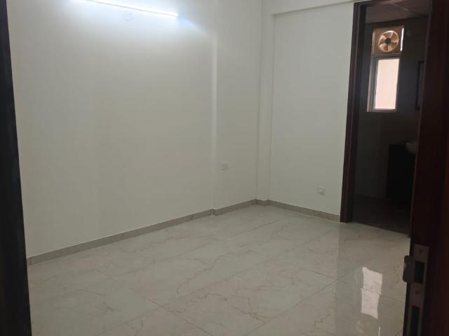 Resale | 3.5 BHK + Study Room 1494 Sq.Ft. Apartment in Smart World Gems