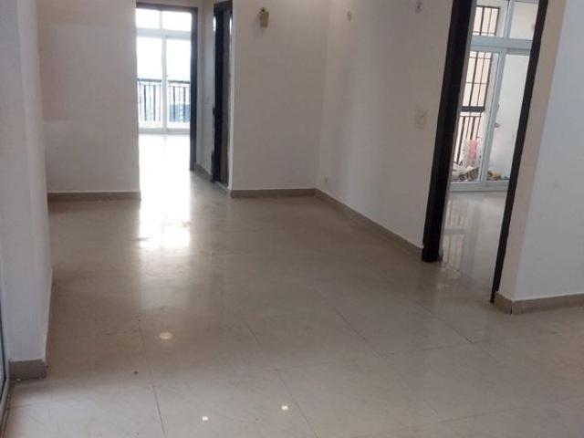 Resale | 3.5 BHK + Study Room 1550 Sq.Ft. Apartment in Amrapali Zodiac