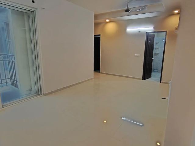 Resale | 3.5 BHK + Study Room 1585 Sq.Ft. Apartment in Prateek Grand City