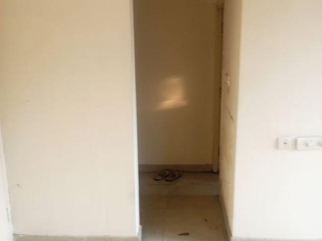 Resale | 3.5 BHK + Study Room 1650 Sq.Ft. Apartment in Gomti Nagar