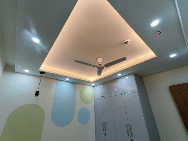 Resale | 3.5 BHK + Study Room 1828 Sq.Ft. Apartment in M3M Heights