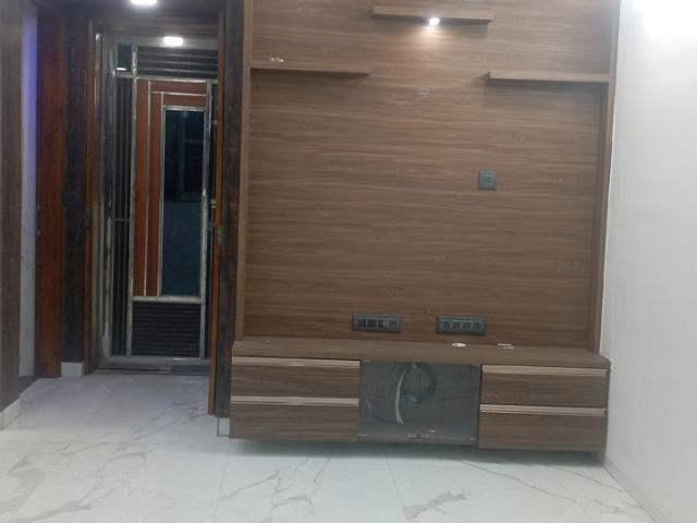 Resale | 3.5 BHK + Study Room 1900 Sq.Ft. Apartment in Sector 11 Dwarka