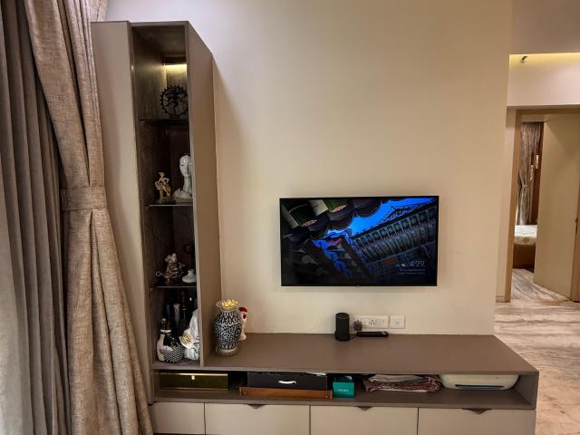 Resale | 3.5 BHK + Study Room 1250 Sq.Ft. Apartment in Lodha Bel Air